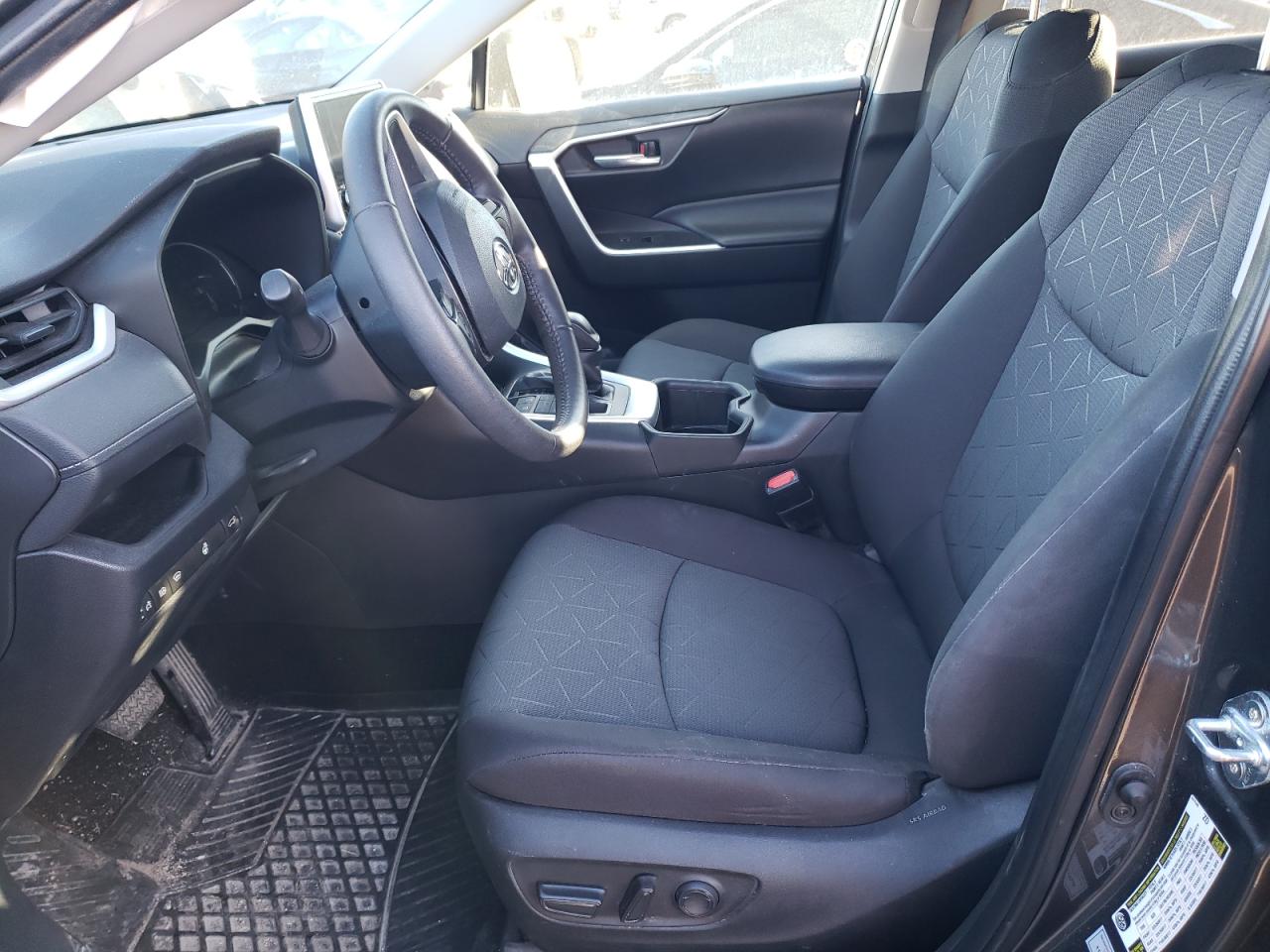 2023 TOYOTA RAV4 XLE VIN:2T3R1RFV9PC352416