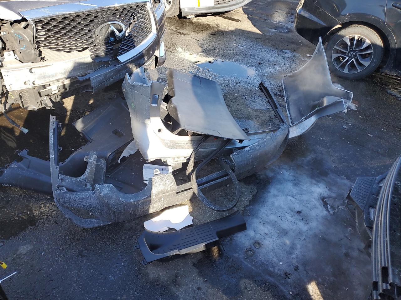 2022 TOYOTA HIGHLANDER XLE VIN:5TDGZRBH7NS588706