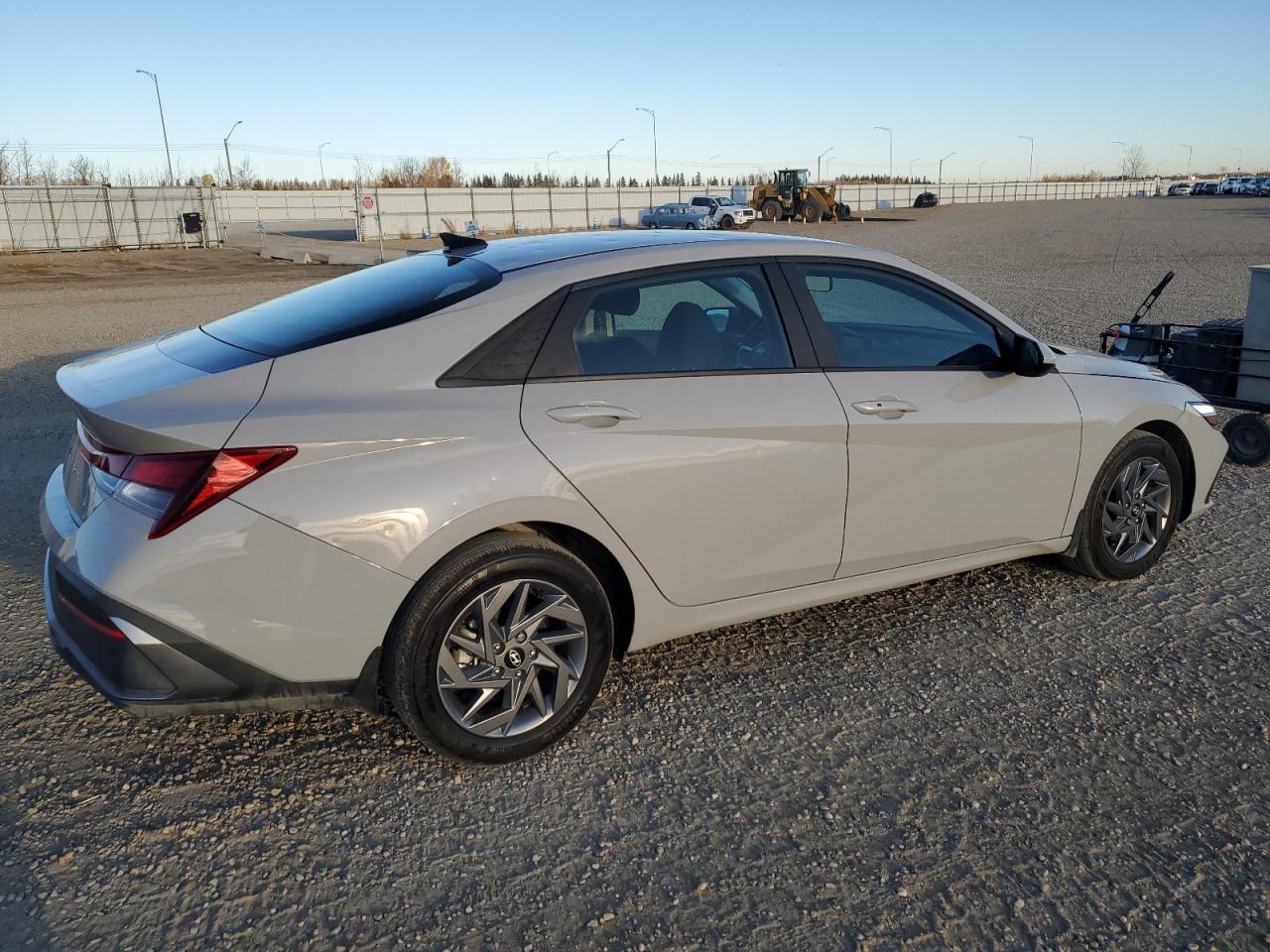 2024 HYUNDAI ELANTRA SEL VIN:KMHLM4DG4RU700248