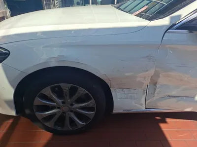 2016 Mercedes-Benz E 220 VIN: