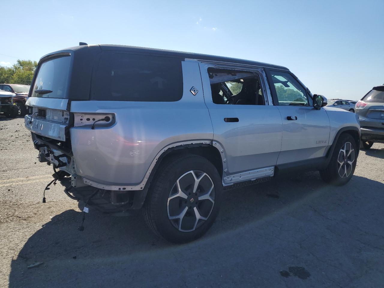 2024 RIVIAN R1S ADVENTURE VIN:7PDSGBBA4RN036045