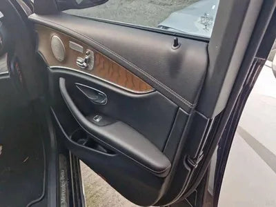 2021 Mercedes-Benz E 300 VIN: