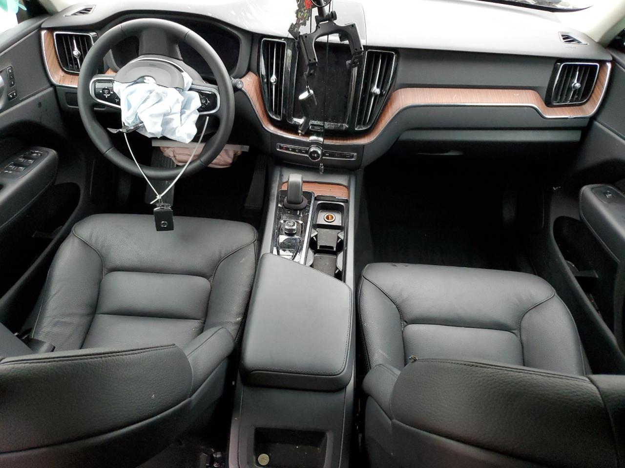 2024 VOLVO XC60 PLUS VIN:YV4L12RLXR1879269