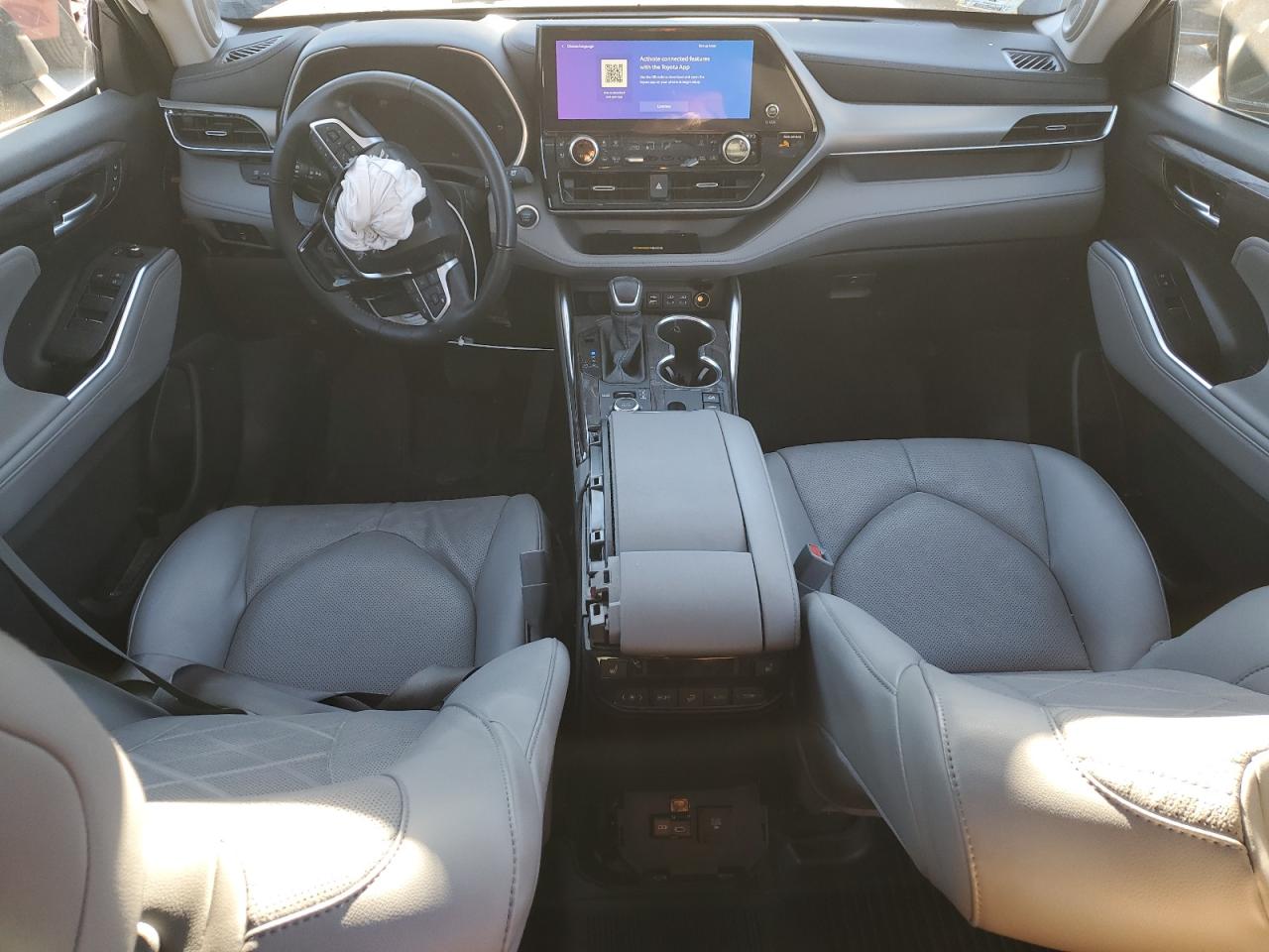 2024 TOYOTA HIGHLANDER LE VIN:5TDKDRBH7RS535664