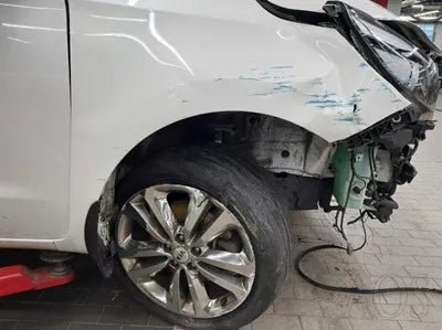 2015 Kia Carnival VIN: