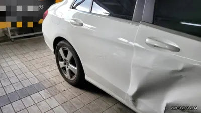 2018 Mercedes-Benz C 200 WDDWF4CB5JF651206 VIN:WDDWF4CB5JF651206