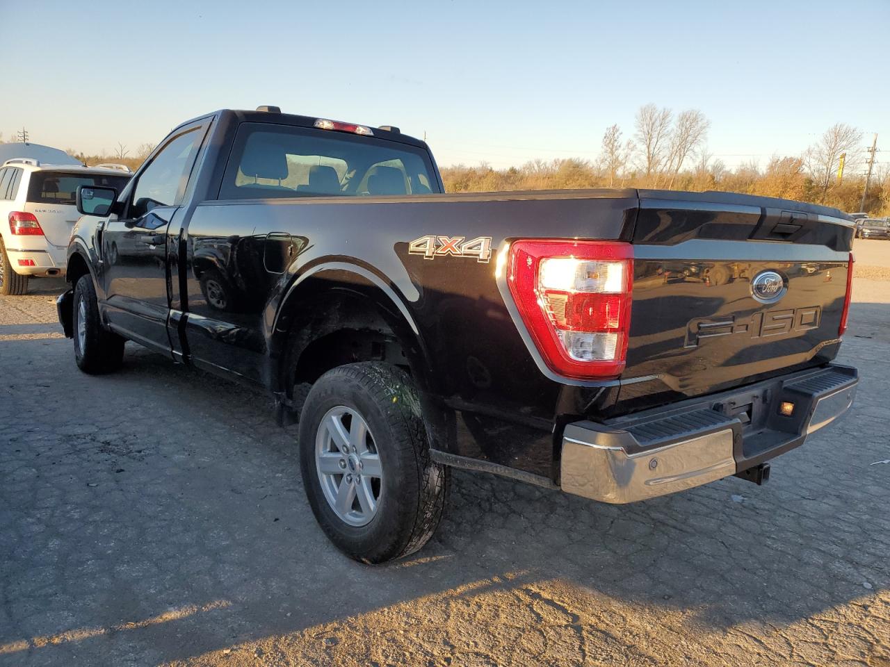 2022 FORD F150  VIN:1FTMF1E52NKE30280