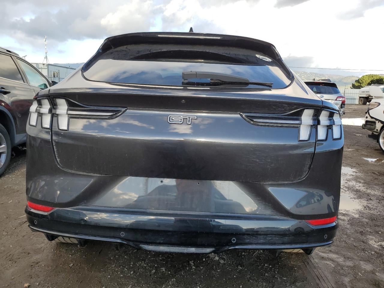 2022 FORD MUSTANG MACH-E GT VIN:3FMTK4SE4NMA08125