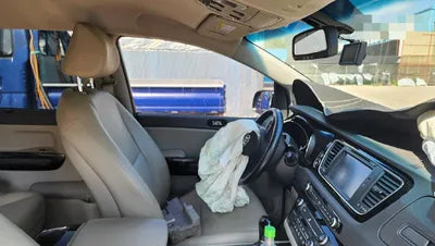 2015 Kia Carnival VIN: