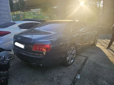 2018 Bentley Flying Spur V8 SCBET53W6JC066324 VIN:SCBET53W6JC066324