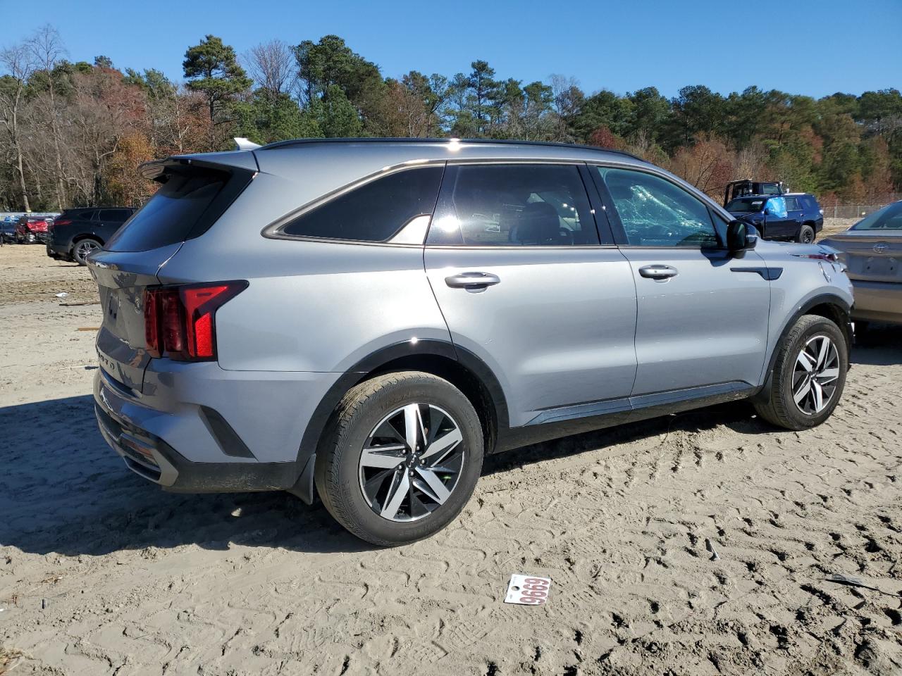 2022 KIA SORENTO S VIN:5XYRL4LC0NG122063