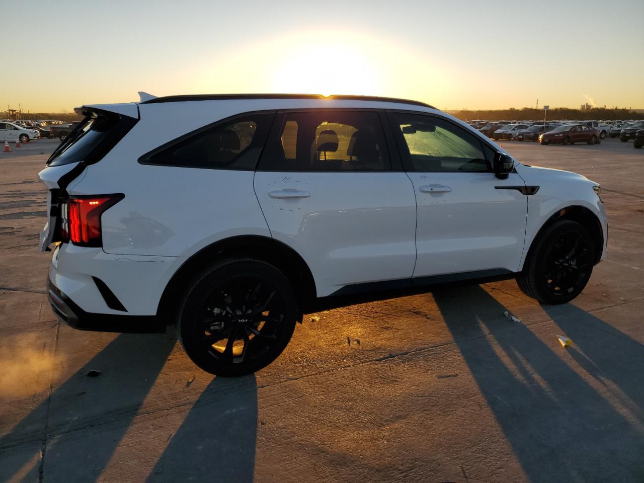 2023 KIA SORENTO SX VIN:5XYRK4LF3PG244075