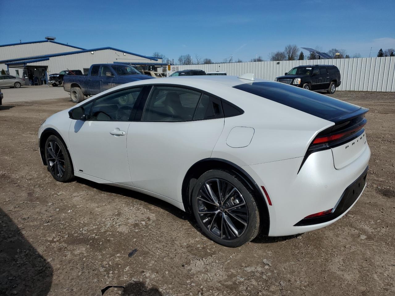 2023 TOYOTA PRIUS LE VIN:JTDADABU9P3002899