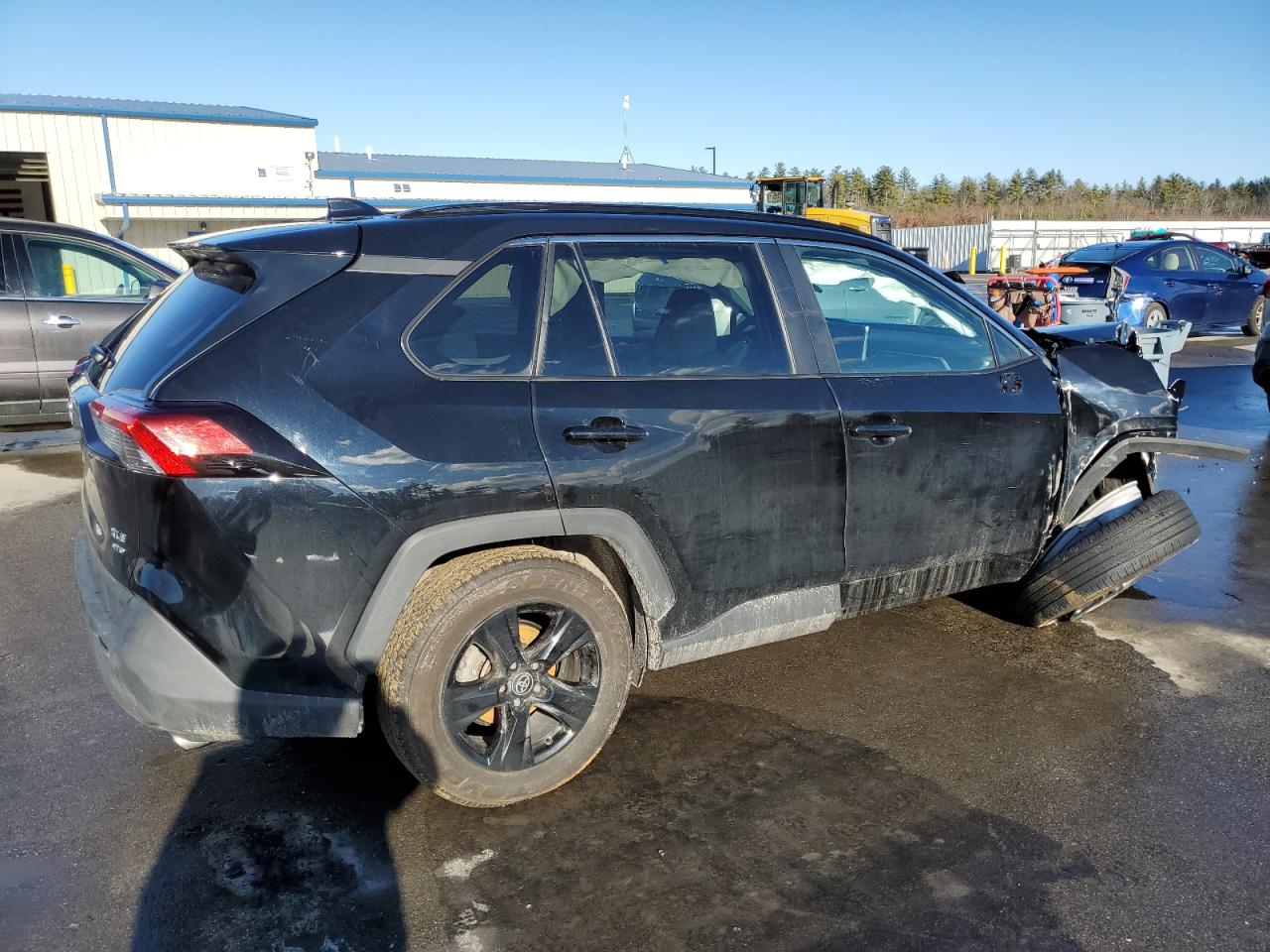 2024 TOYOTA RAV4 XLE VIN:2T3P1RFV4RC401631