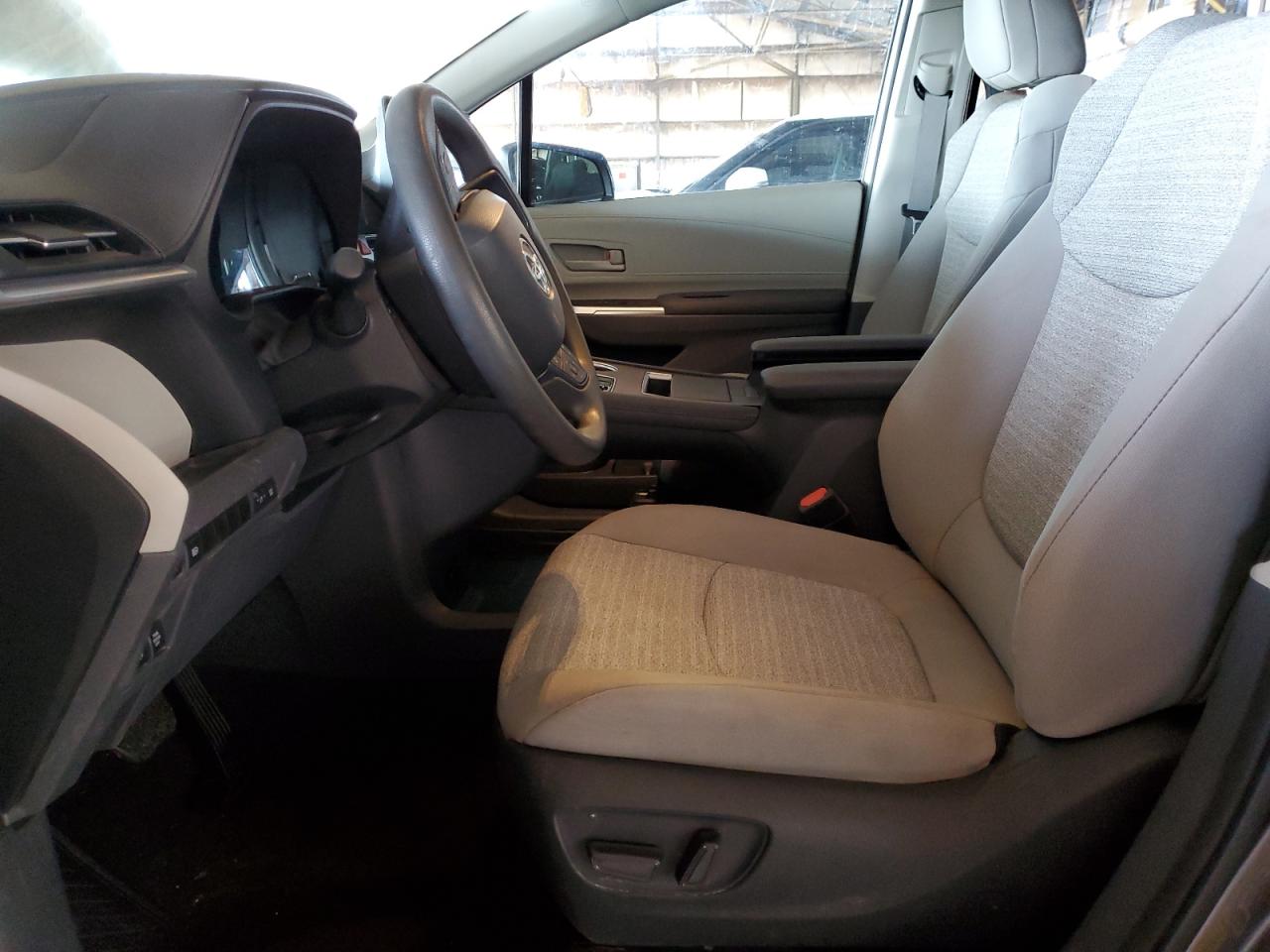 2023 TOYOTA SIENNA LE VIN:5TDBRKEC5PS179124