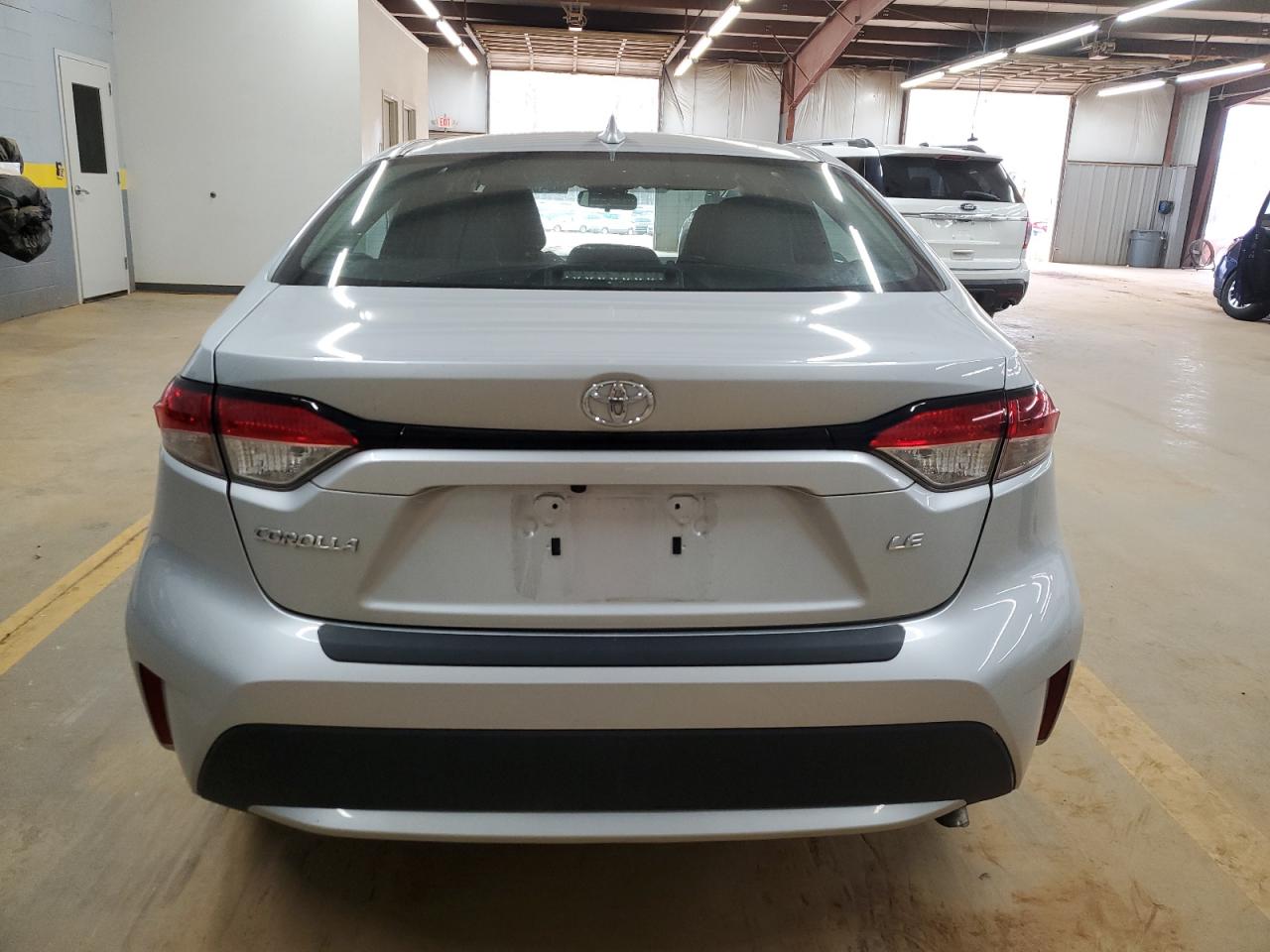 2022 TOYOTA COROLLA LE VIN:5YFEPMAE5NP312198