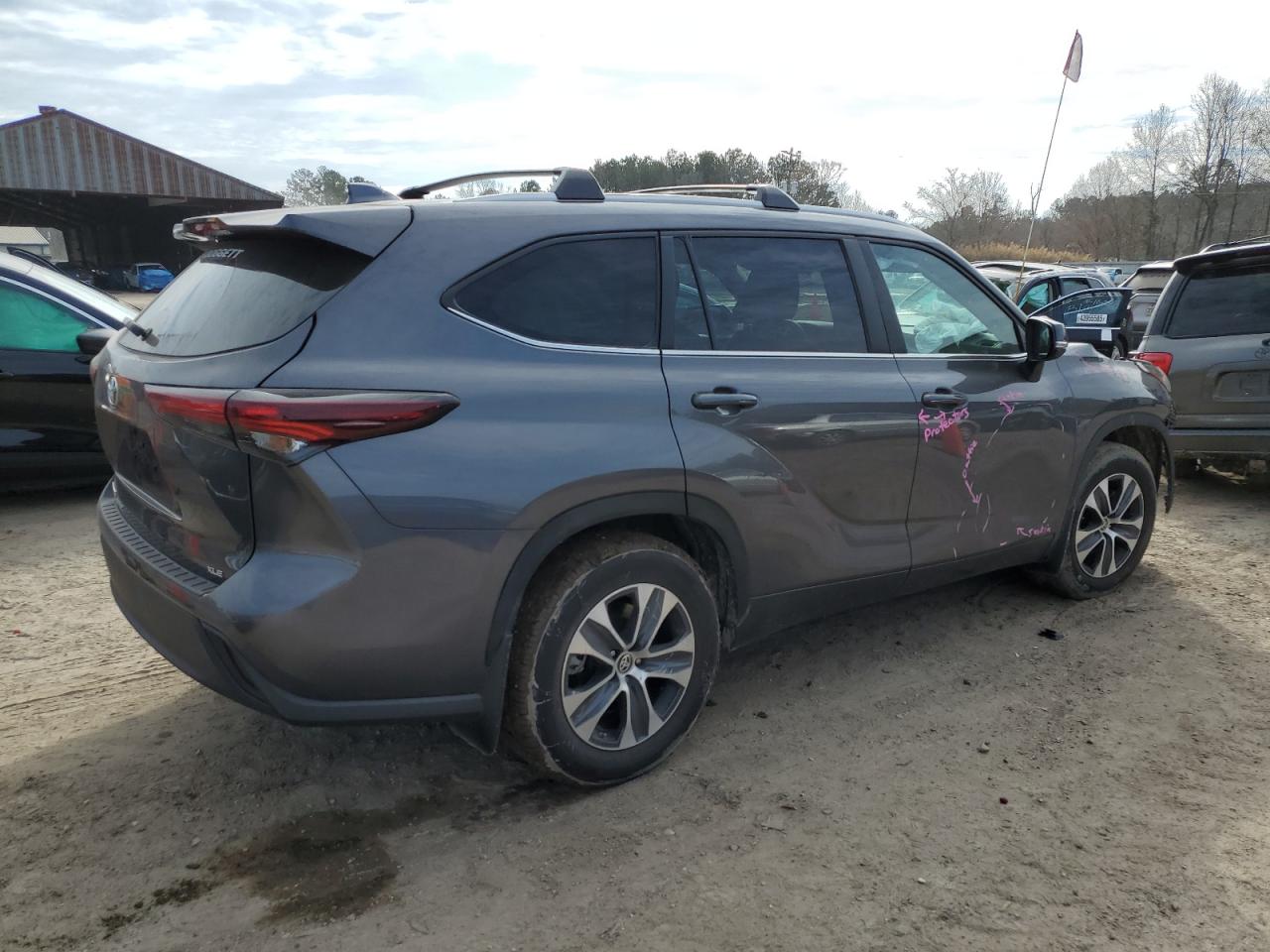 2024 TOYOTA HIGHLANDER LE VIN:5TDKDRAH1RS052642