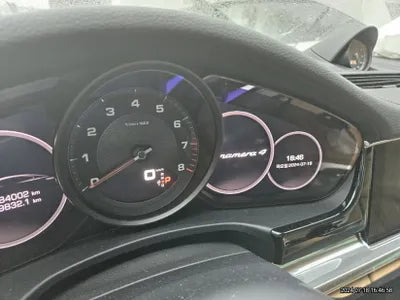 2020 Porsche Panamera VIN: