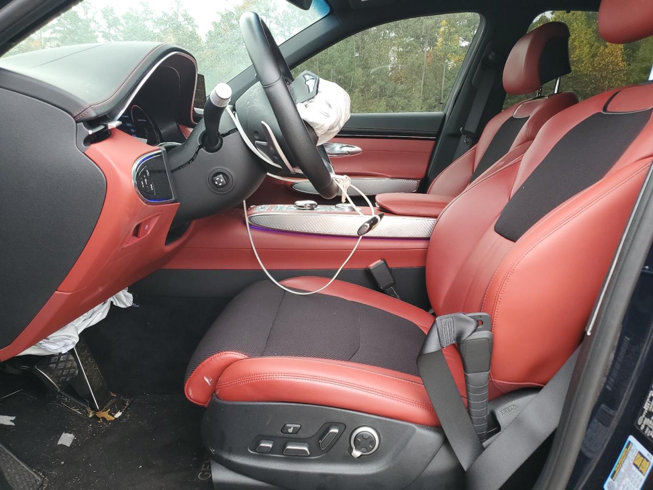 2023 GENESIS GV70 BASE VIN:KMUMADTB4PU121097