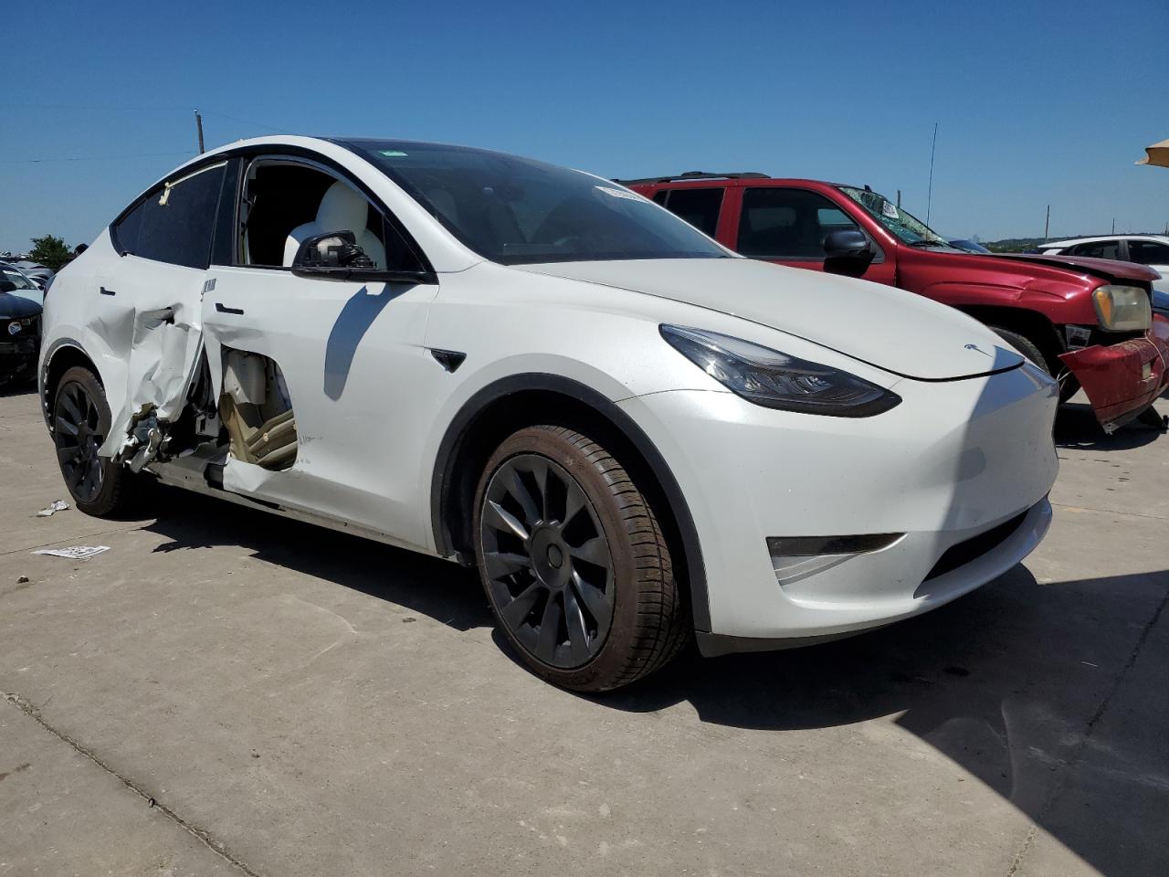 2023 TESLA MODEL Y  VIN:7SAYGDEE3PF603971