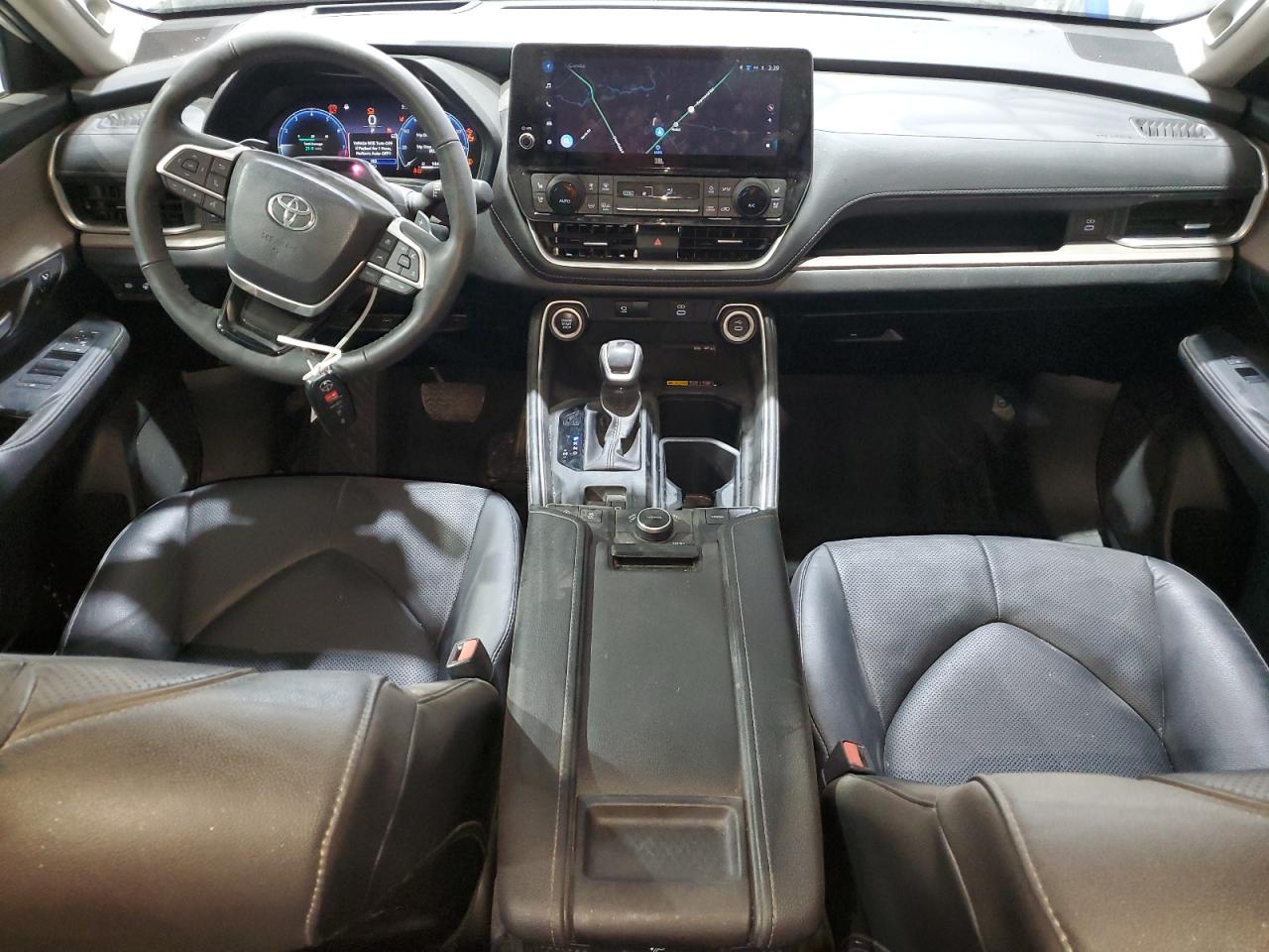 2024 TOYOTA GRAND HIGHLANDER XLE VIN:5TDAAAB55RS038673