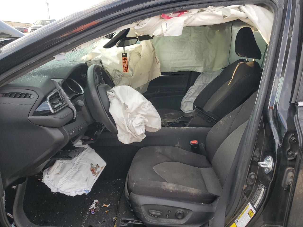 2022 TOYOTA CAMRY LE VIN:4T1C11AK9NU632295
