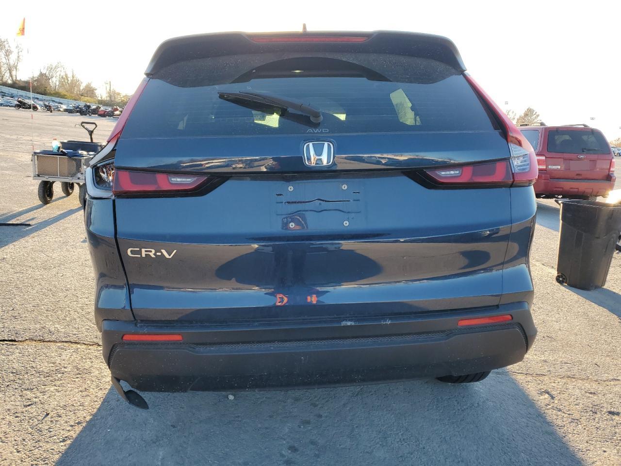 2023 HONDA CR-V LX VIN:7FARS4H28PE022424