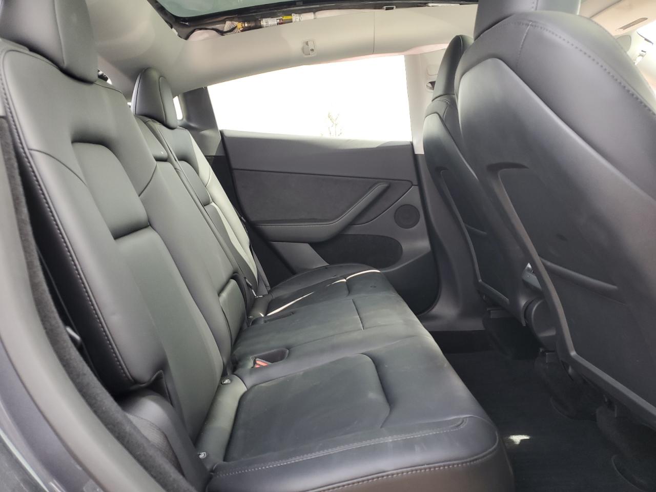 2023 TESLA MODEL Y  VIN:7SAYGDEE2PF824672