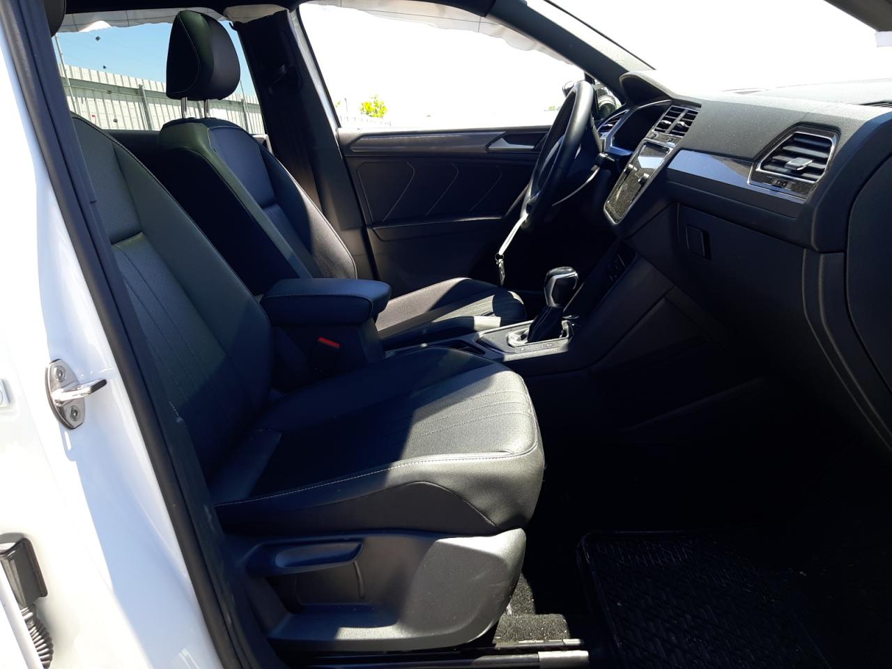 2023 VOLKSWAGEN TIGUAN SE R-LINE BLACK VIN:3VVCB7AX1PM044027
