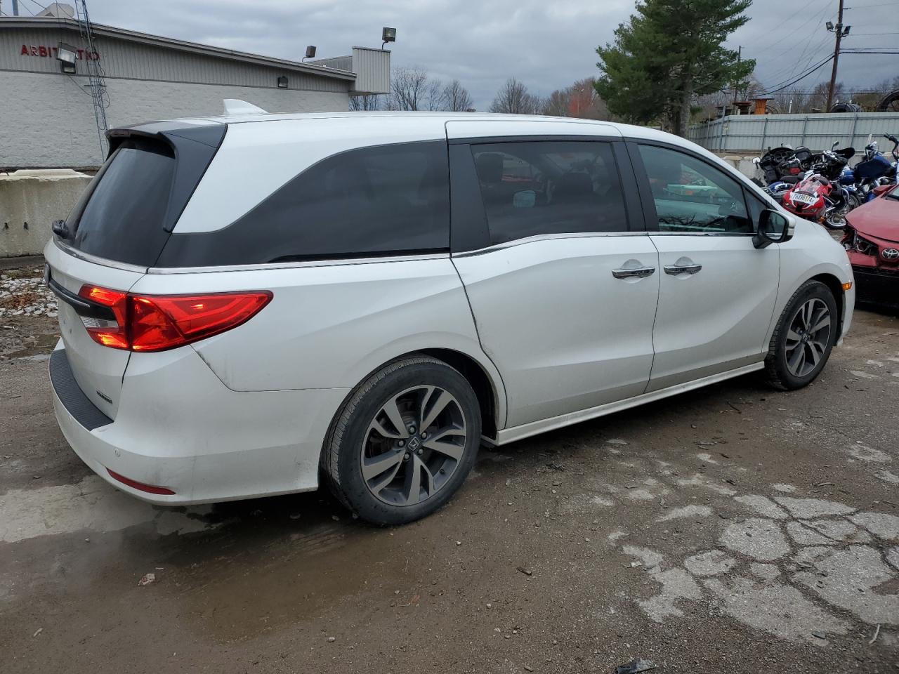 2022 HONDA ODYSSEY TOURING VIN:5FNRL6H89NB039089