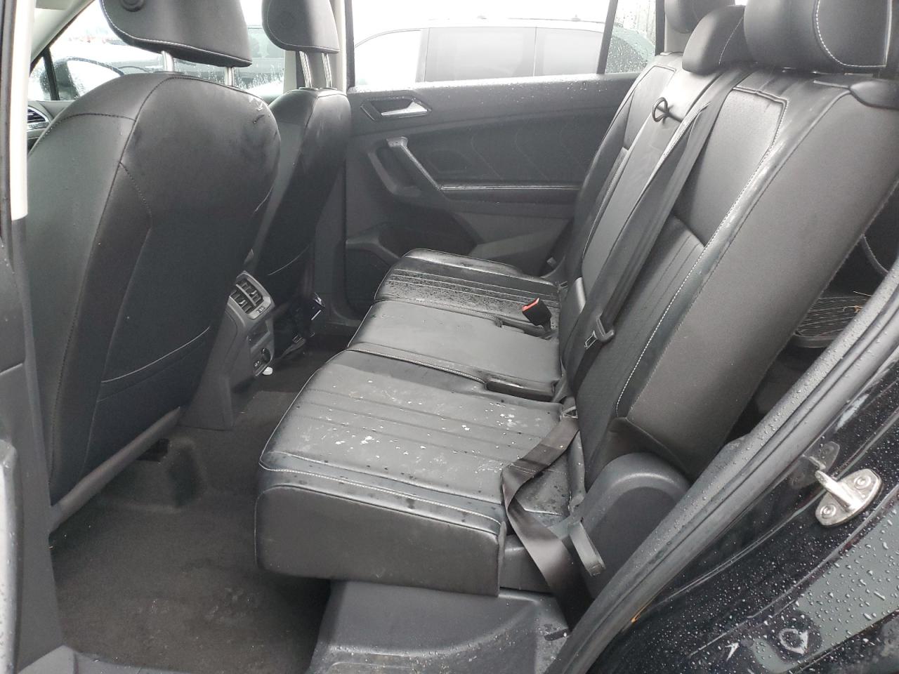 2023 VOLKSWAGEN TIGUAN SE VIN:WBANE73506CM31028