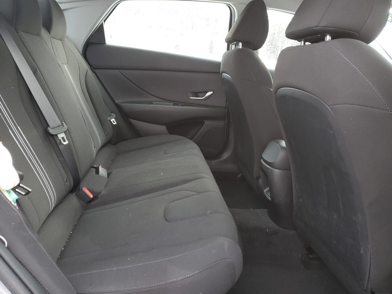 2024 HYUNDAI ELANTRA BLUE VIN:KMHLM4DJ6RU114386