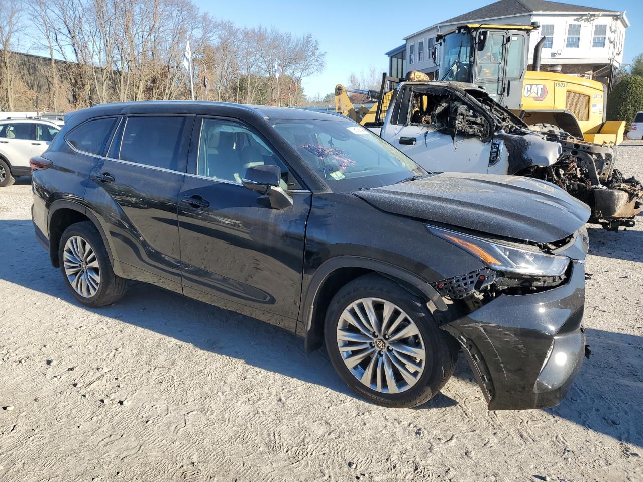 2024 TOYOTA HIGHLANDER LE VIN:5TDKDRBH7RS535664