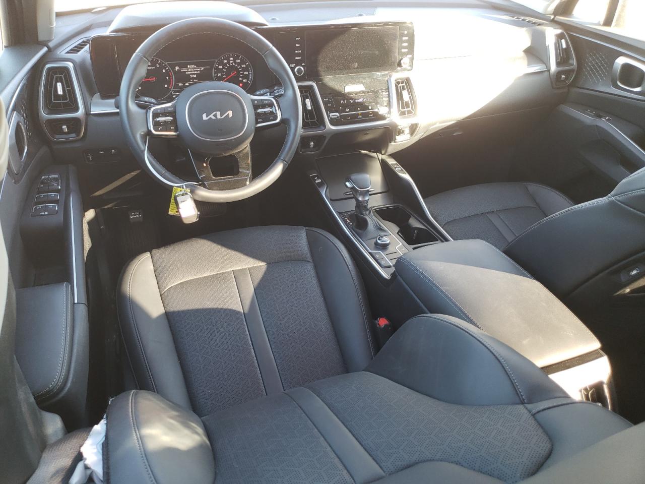 2023 KIA SORENTO S VIN:5XYRL4LC0PG230850