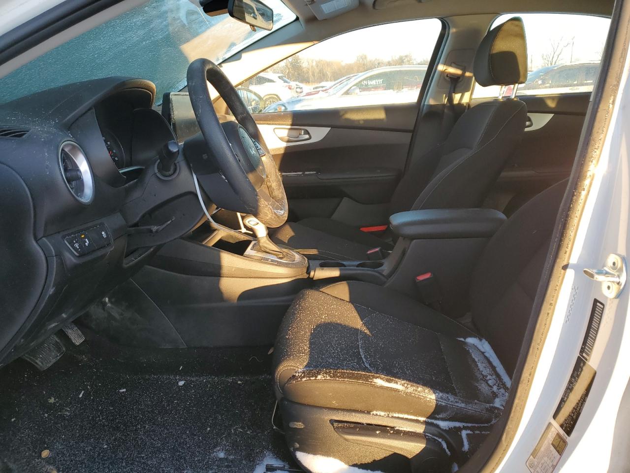 2023 KIA FORTE LX VIN:3KPF24AD8PE610744