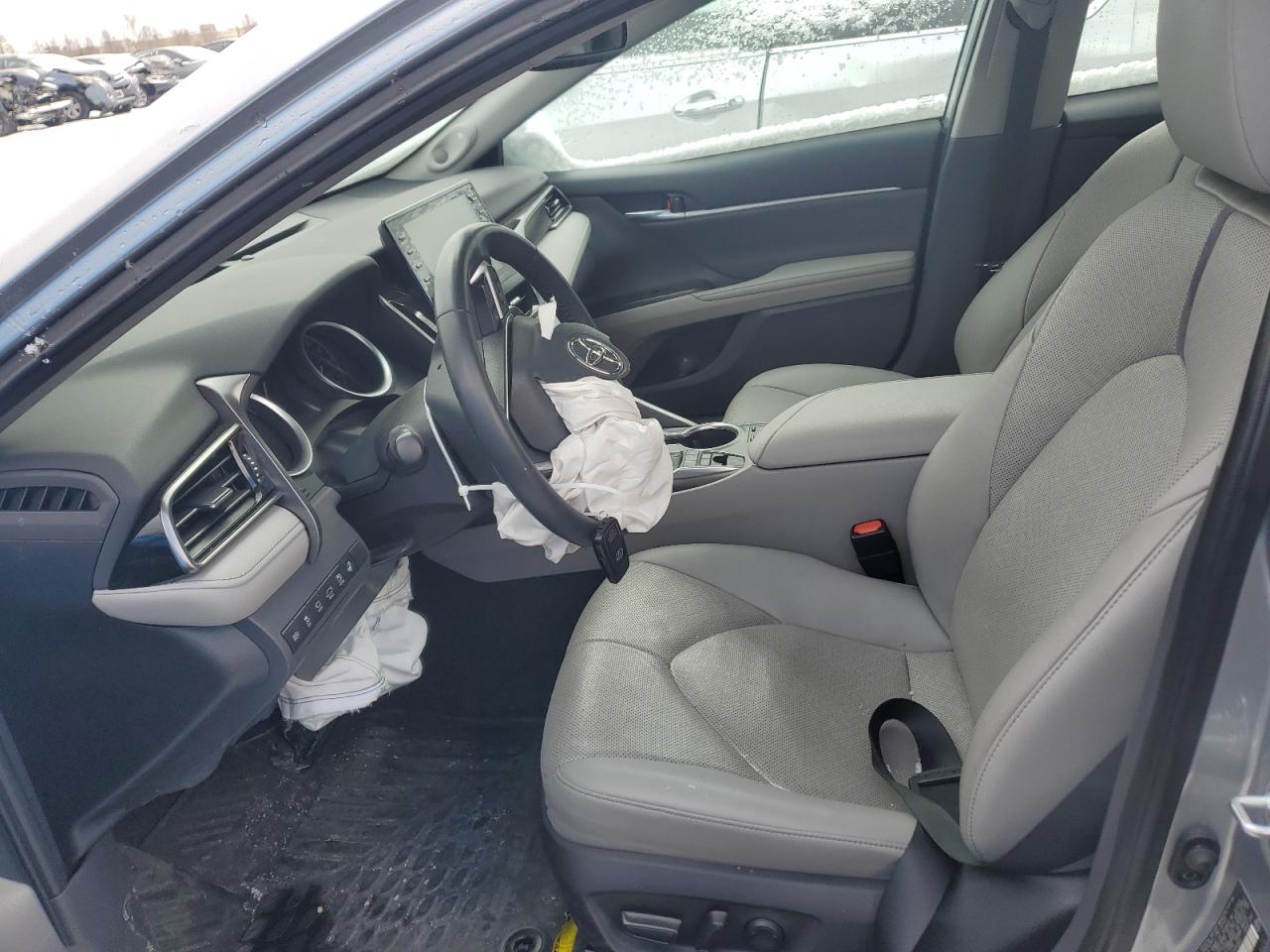 2022 TOYOTA CAMRY XLE VIN:4T1F31AK5NU584902