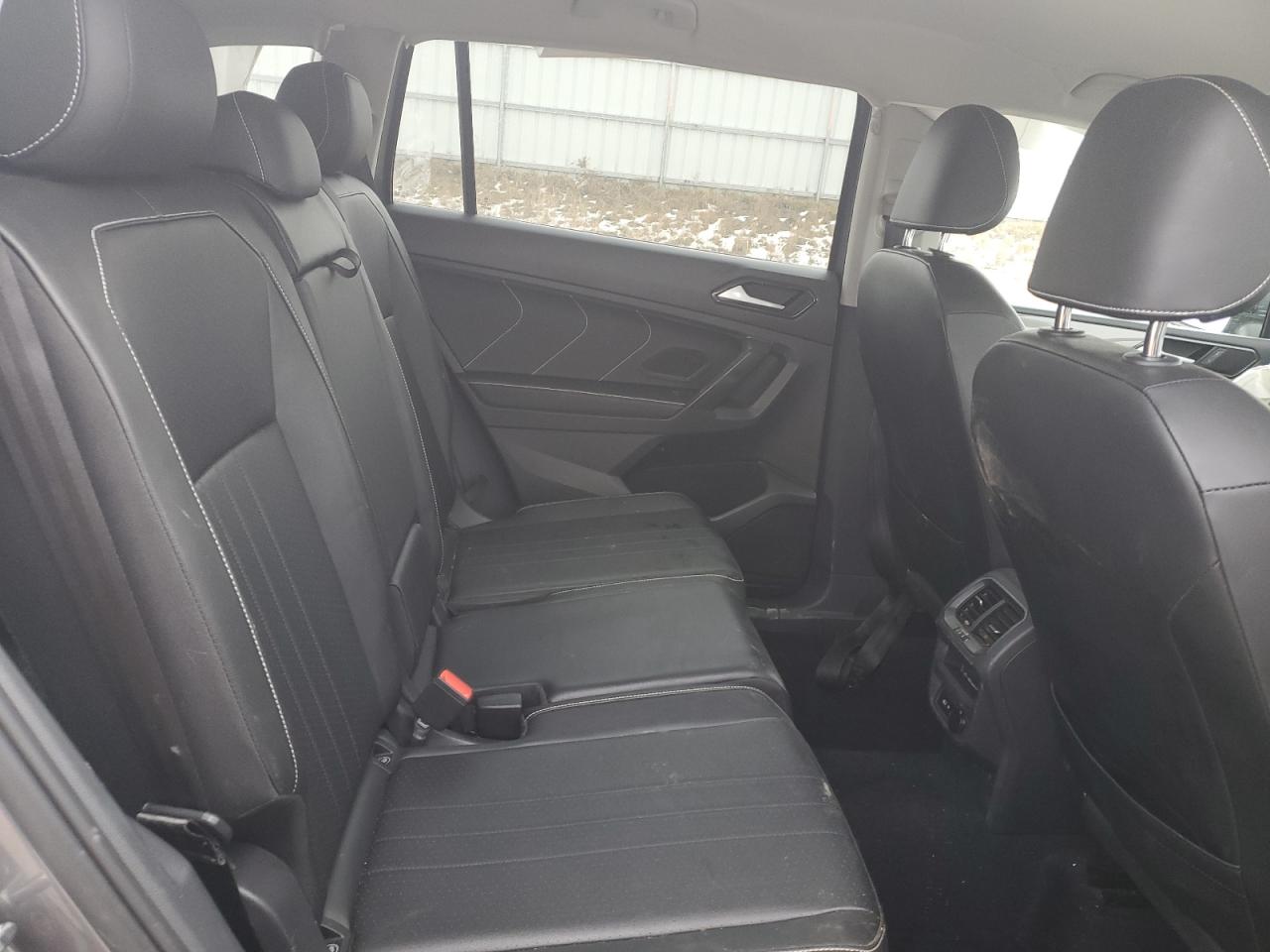 2022 VOLKSWAGEN TIGUAN SE VIN:3VV2B7AX3NM017677