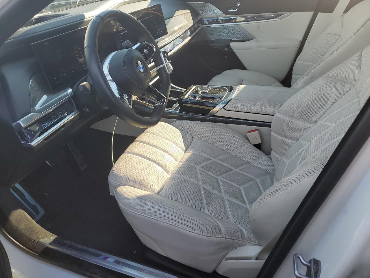 2024 BMW 760 XI VIN:WBA33EJ06RCP19505