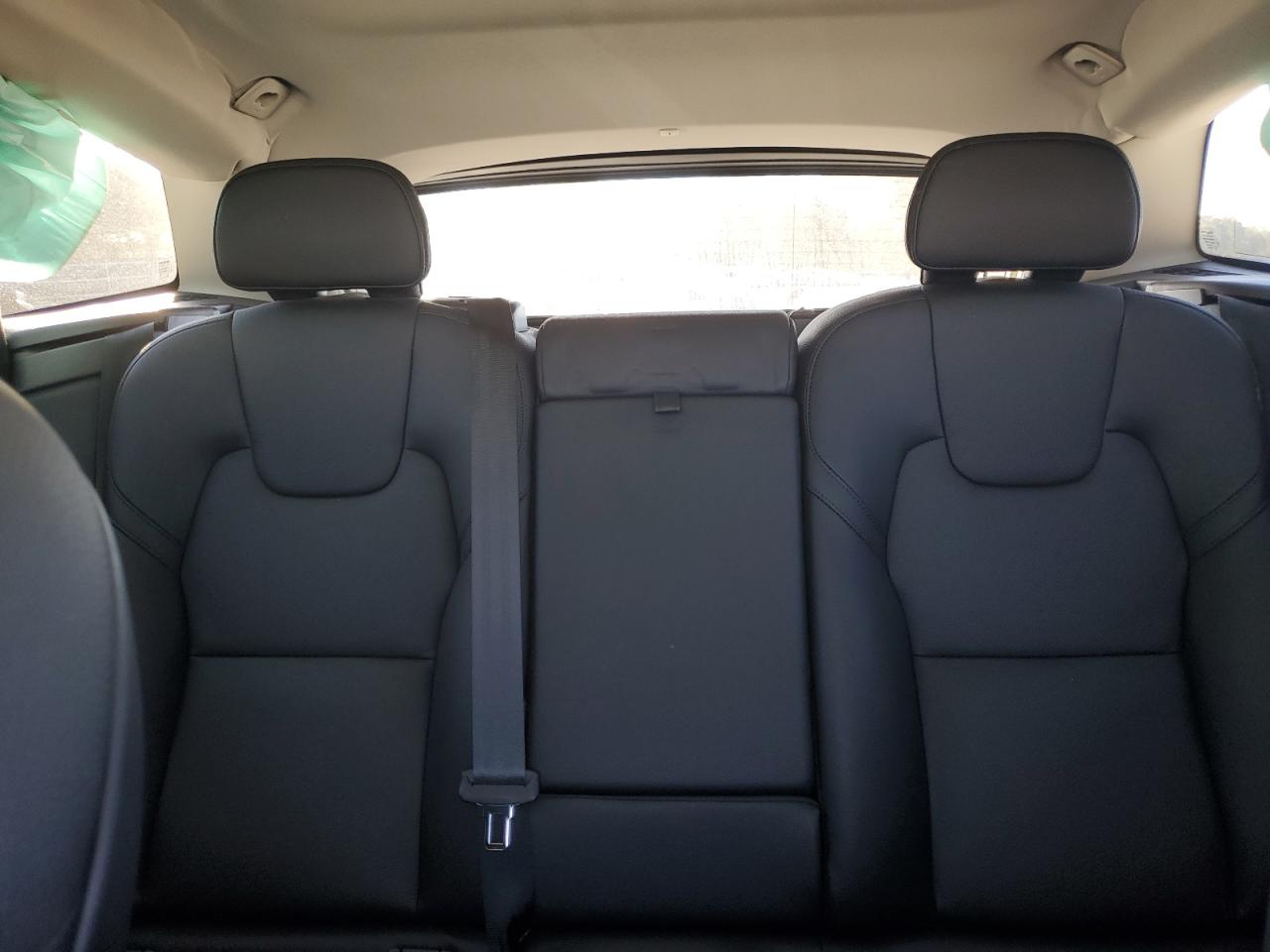 2022 VOLVO XC60 B5 MOMENTUM VIN:YV4L12DK6N1972931