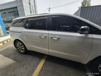 2015 Kia Carnival VIN: