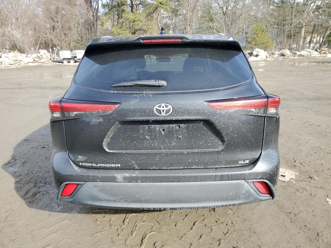 2022 TOYOTA HIGHLANDER XLE VIN:5TDGZRAH3NS111837