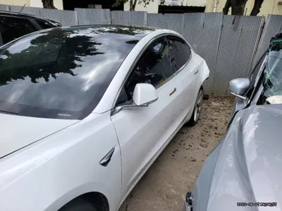 2020 Tesla Model 3 5YJ3E1EAXLF756513 VIN:5YJ3E1EAXLF756513