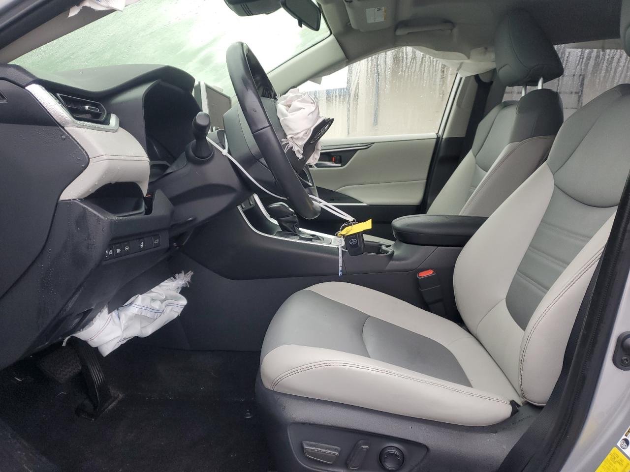 2023 TOYOTA RAV4 XLE PREMIUM VIN:JTMB6RFV1PD083634