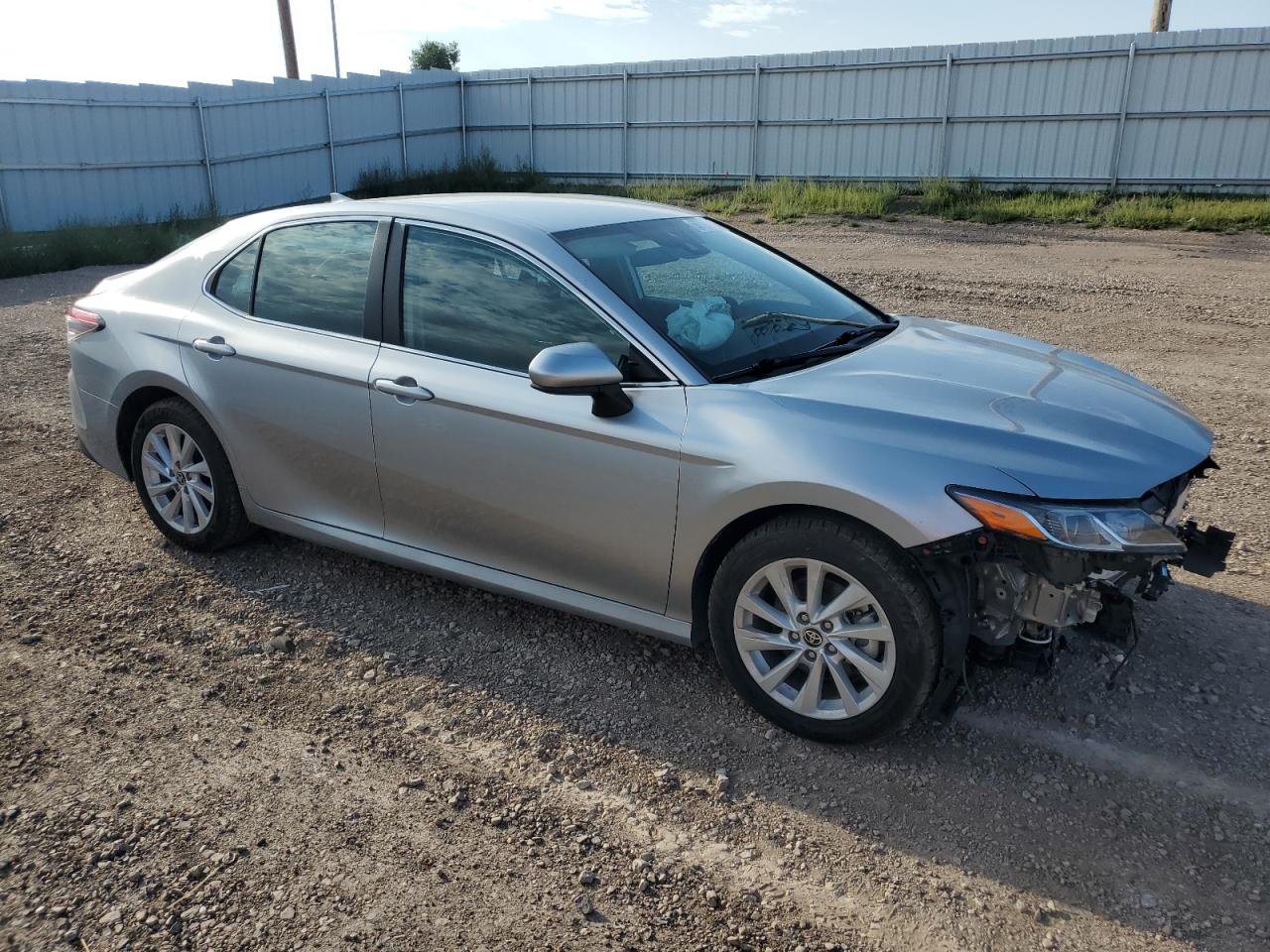 2022 TOYOTA CAMRY LE VIN:4T1C11AK3NU698325