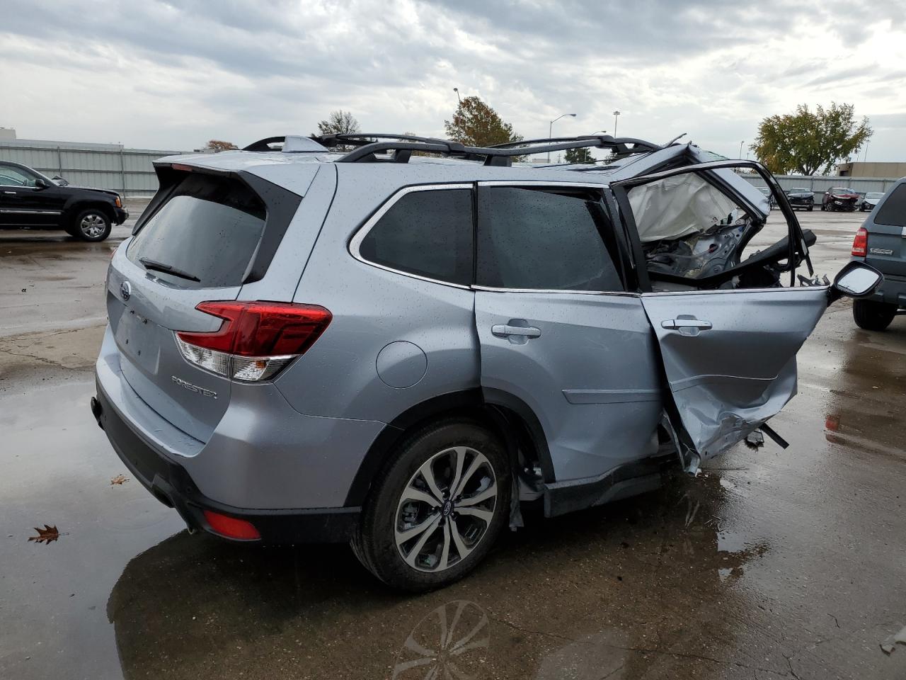 2023 SUBARU FORESTER LIMITED VIN:JF2SKAPC4PH418342