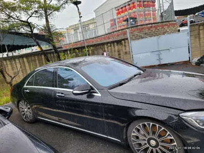 2020 Mercedes-Benz S 560 W1KUG8GB9LA528952 VIN:W1KUG8GB9LA528952