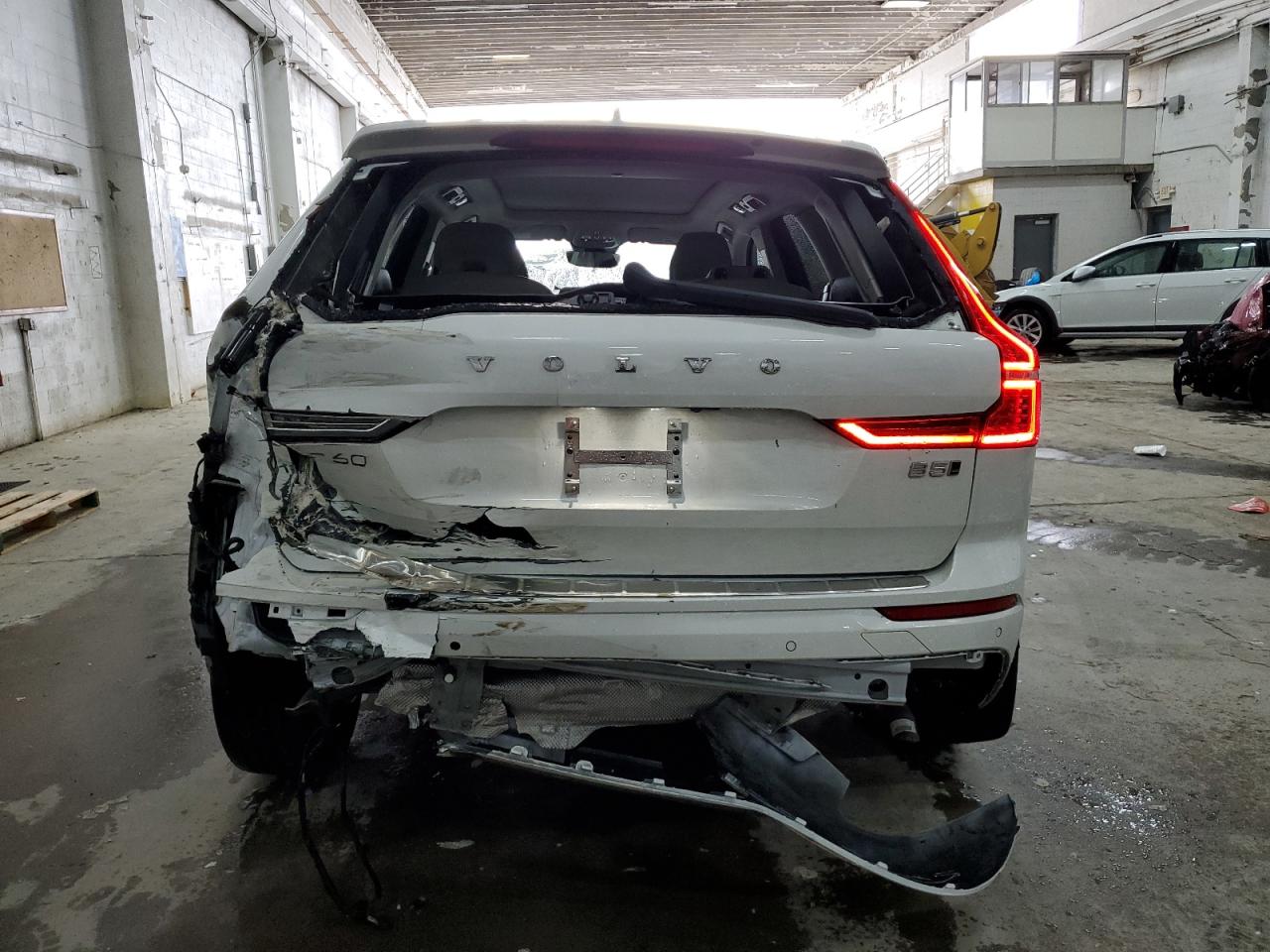 2023 VOLVO XC60 PLUS VIN:YV4L12RN5P1353100