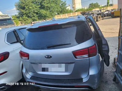 2015 Kia Carnival VIN: