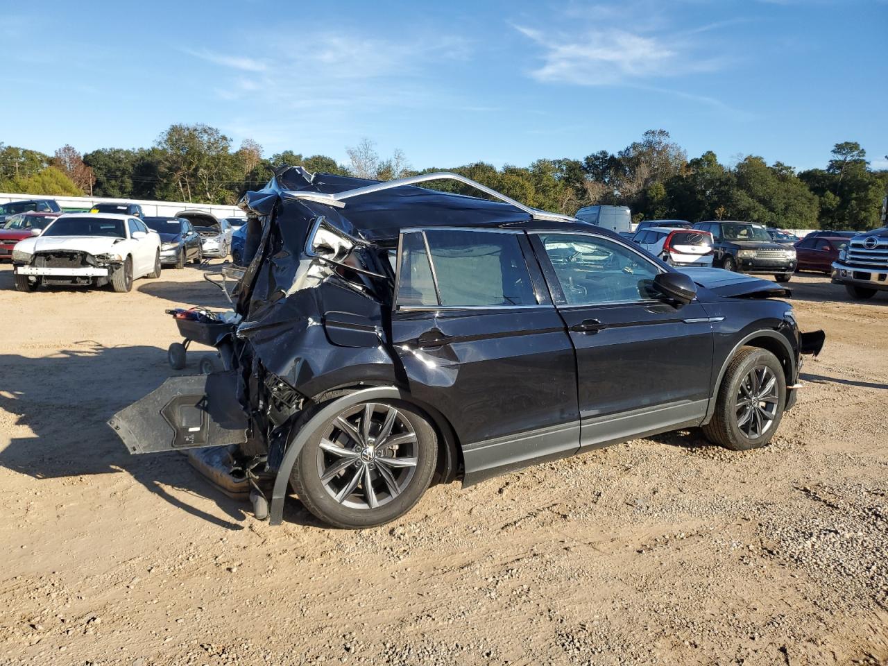 2022 VOLKSWAGEN TIGUAN SE VIN:3VV3B7AX4NM034864