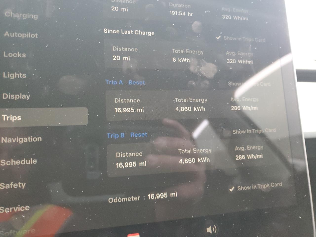 2023 TESLA MODEL Y  VIN:7SAYGDEE0PF976966